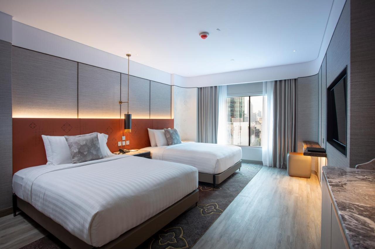 Amari Bangkok Hotel Екстериор снимка