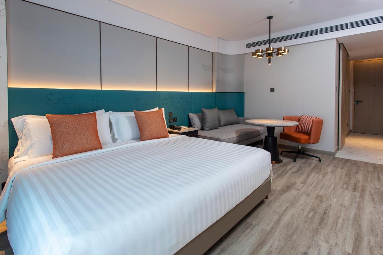 Amari Bangkok Hotel Екстериор снимка Deluxe Room