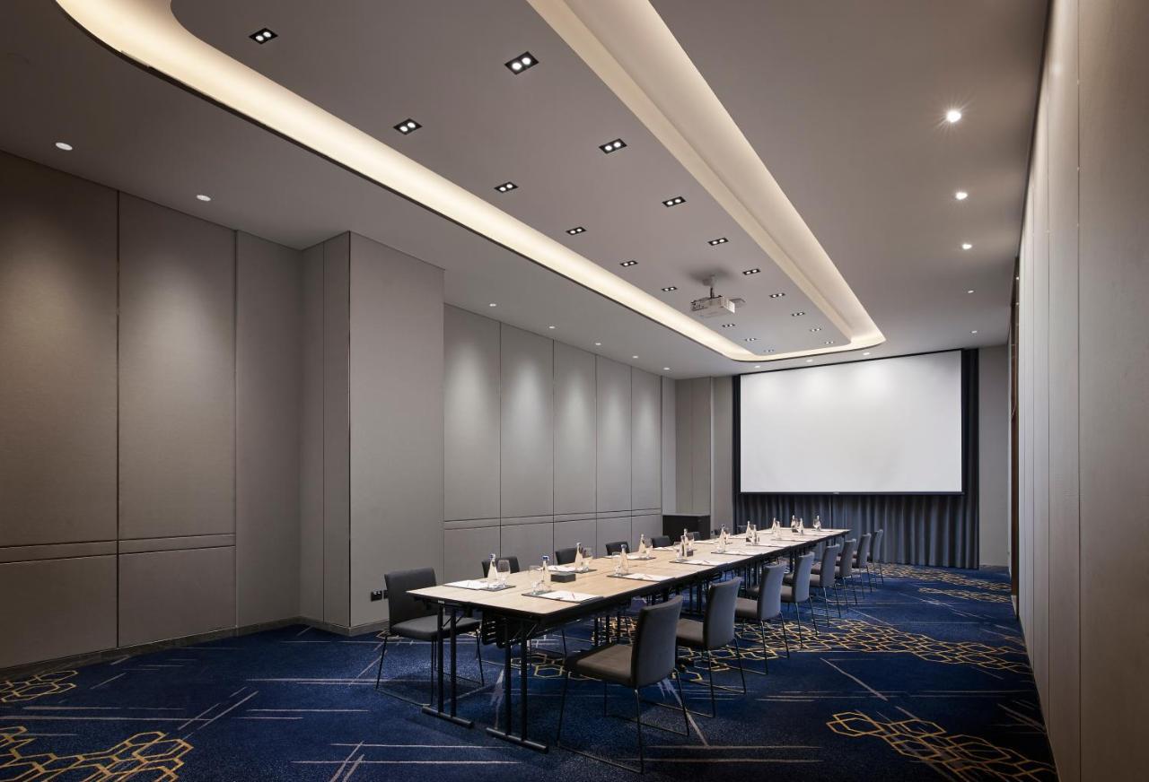 Amari Bangkok Hotel Екстериор снимка Meeting room
