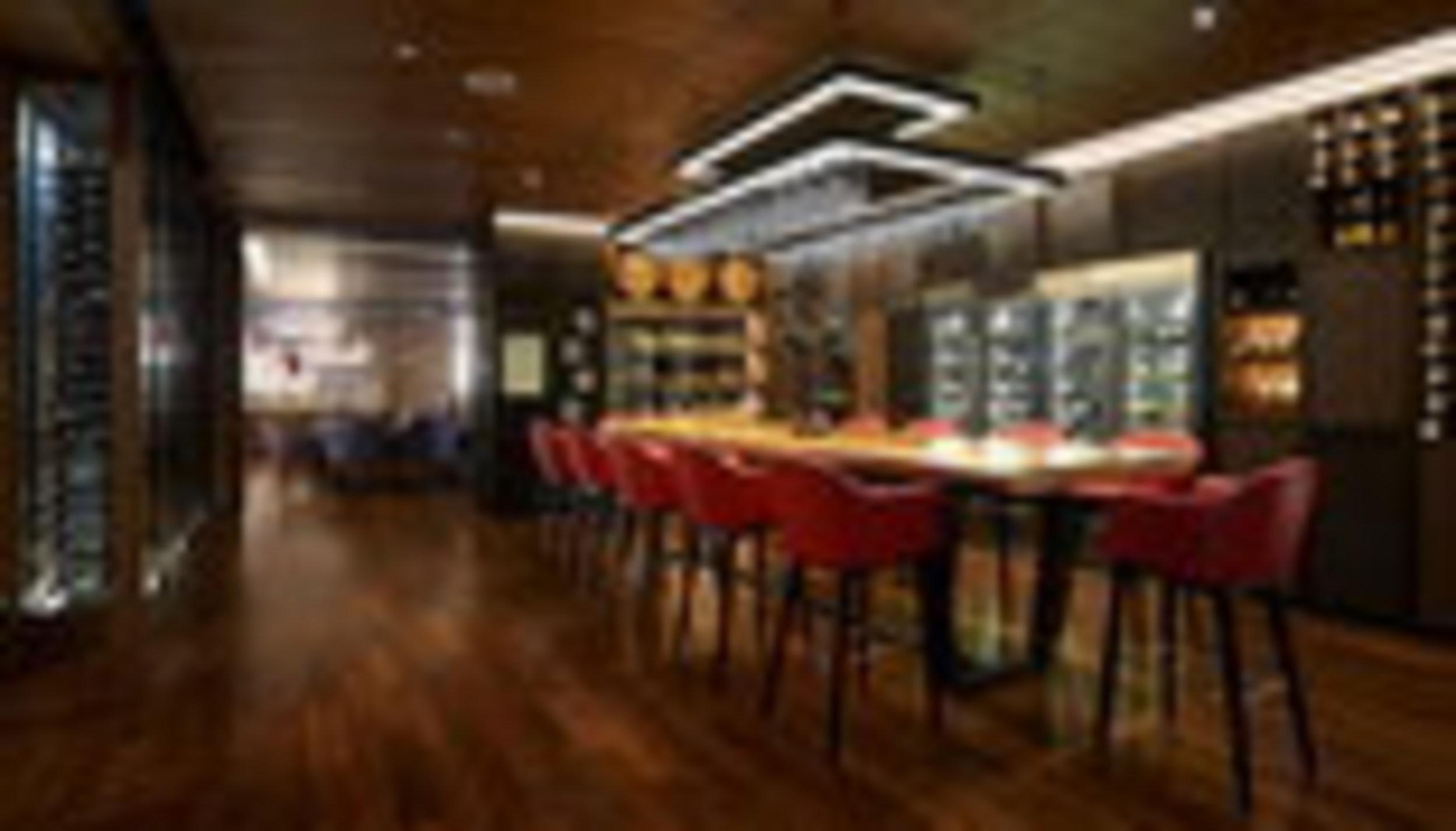Amari Bangkok Hotel Екстериор снимка The bar at the restaurant
